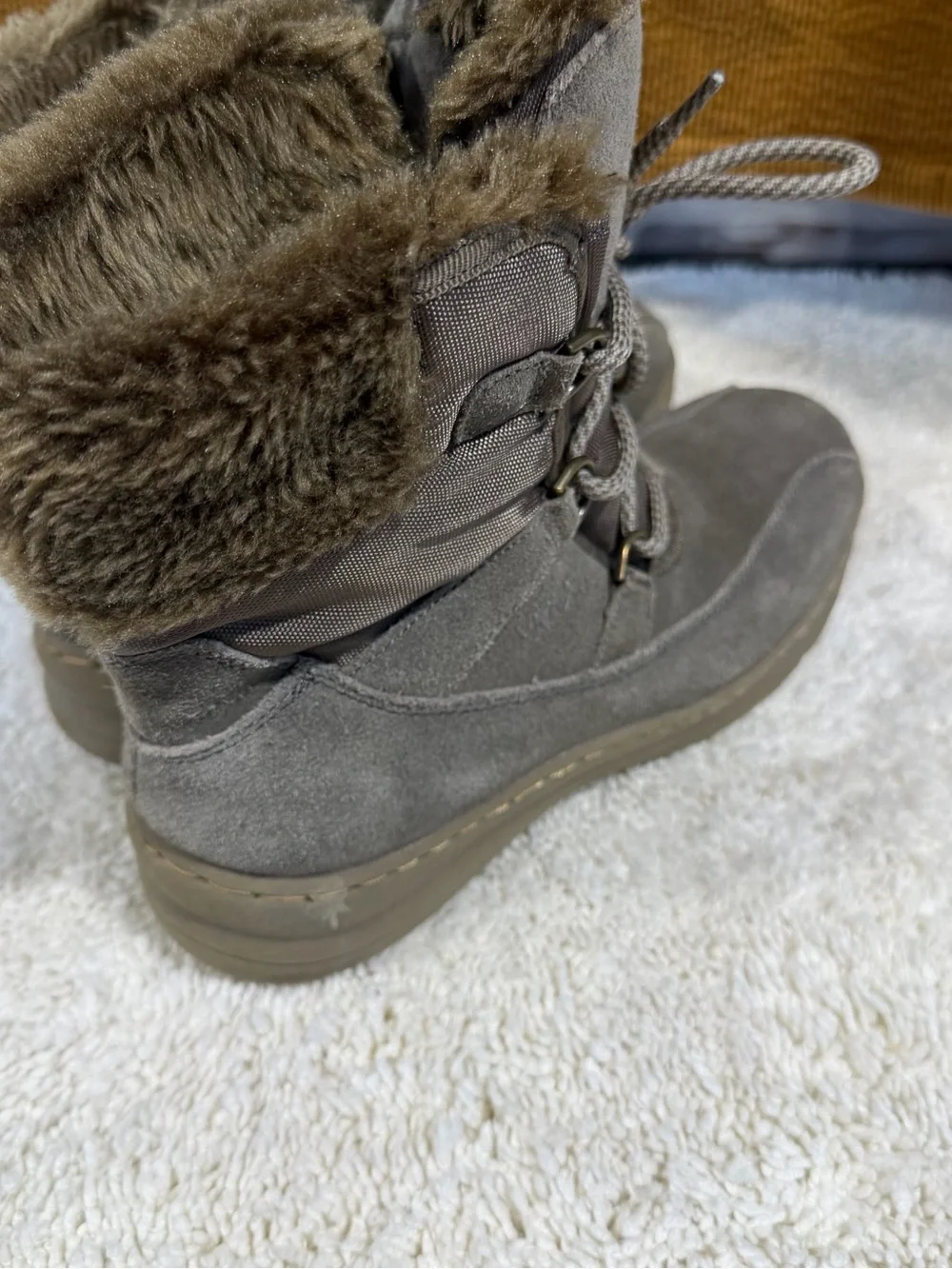 Cozy Taupe Faux-Suede Fur-Lined Winter Boots 6.5M